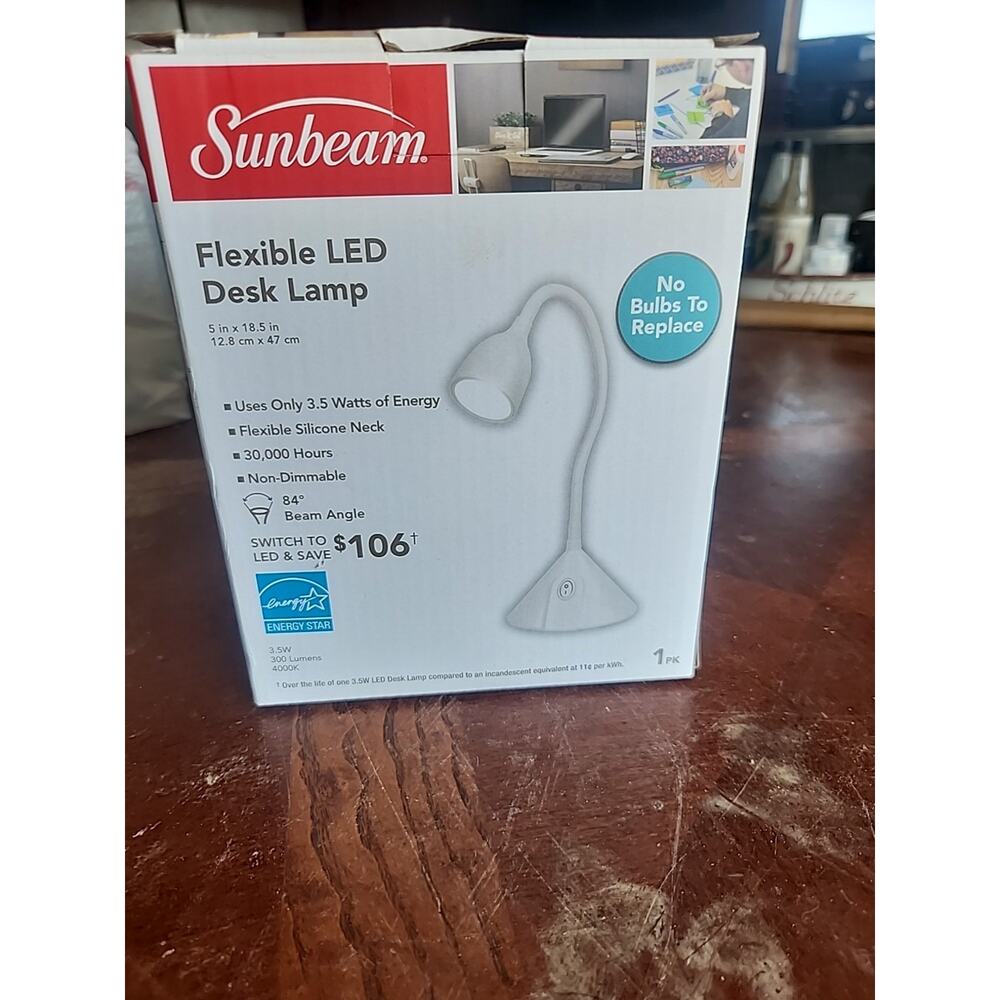 Desk Lamp LED Flexible White Sunbeam 3.5 Watts 300 Lumens